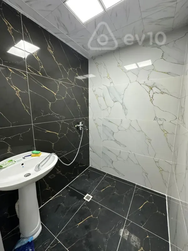 Satılır 3 otaqlı köhnə tikili 50 m²