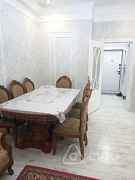 Kirayə verilir 2 otaqlı yeni tikili 65 m²