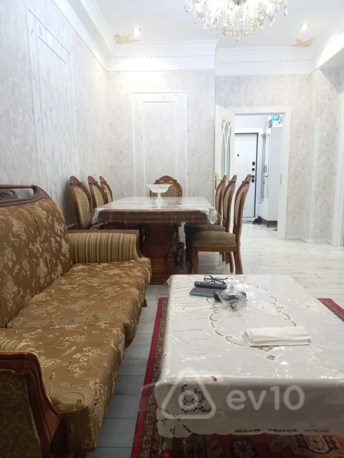 Kirayə verilir 2 otaqlı yeni tikili 65 m²