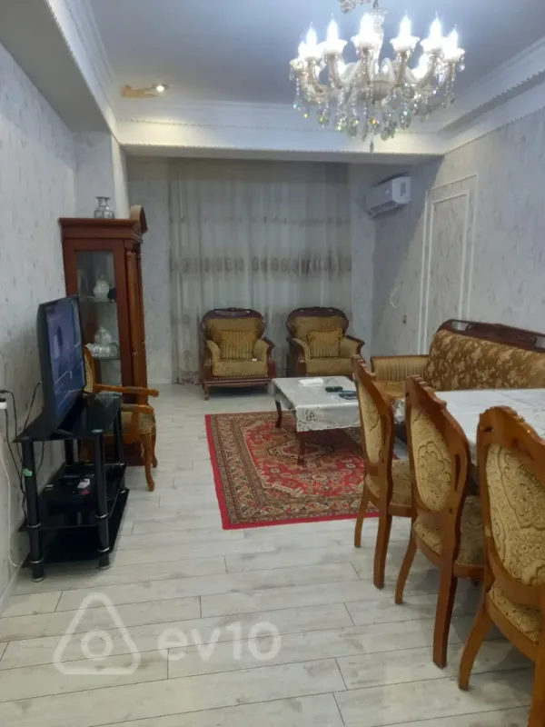 Kirayə verilir 2 otaqlı yeni tikili 65 m²