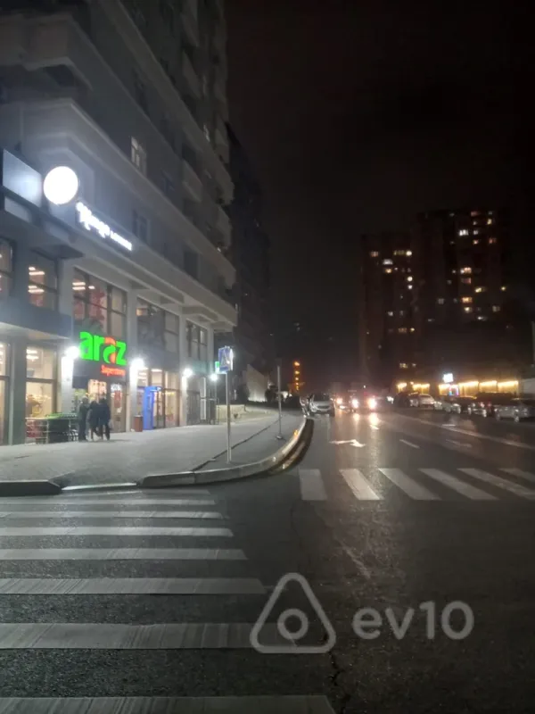 Kirayə verilir 2 otaqlı yeni tikili 65 m²