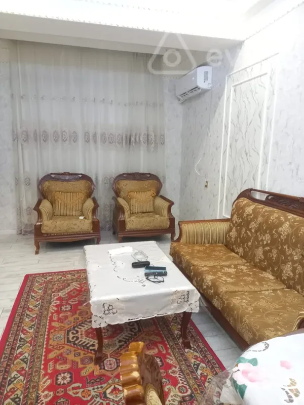 Kirayə verilir 2 otaqlı yeni tikili 65 m²