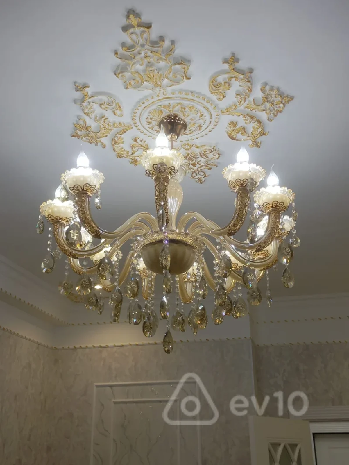 Kirayə verilir 2 otaqlı yeni tikili 65 m²