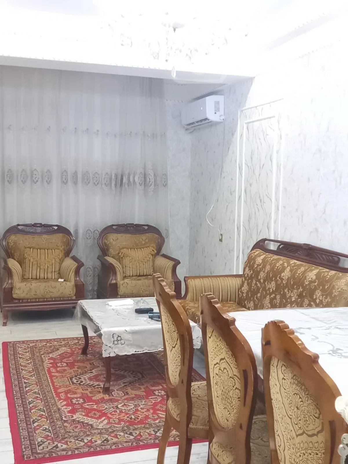 Kirayə verilir 2 otaqlı yeni tikili 65 m²