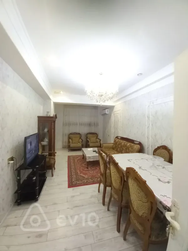 Kirayə verilir 2 otaqlı yeni tikili 65 m²