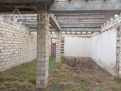Satılır 5 otaqlı həyət evi 1600 m²