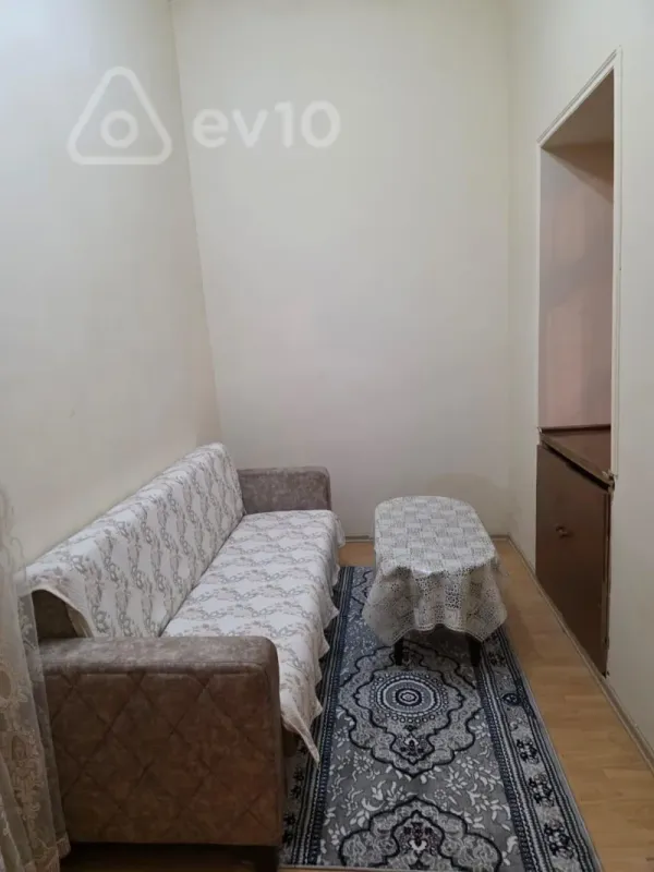 Kirayə verilir 2 otaqlı həyət evi 50 m²
