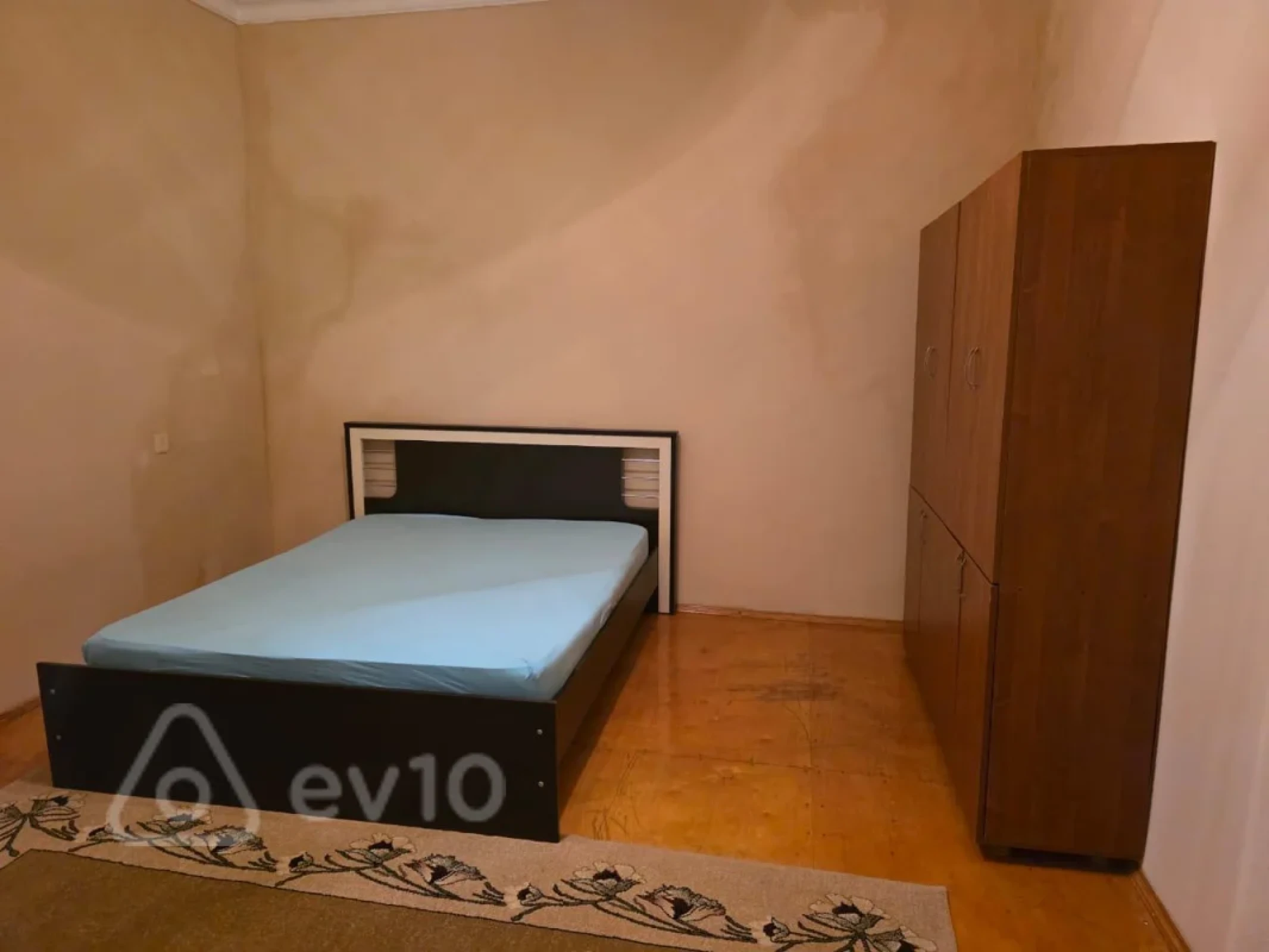 Kirayə verilir 2 otaqlı həyət evi 50 m²