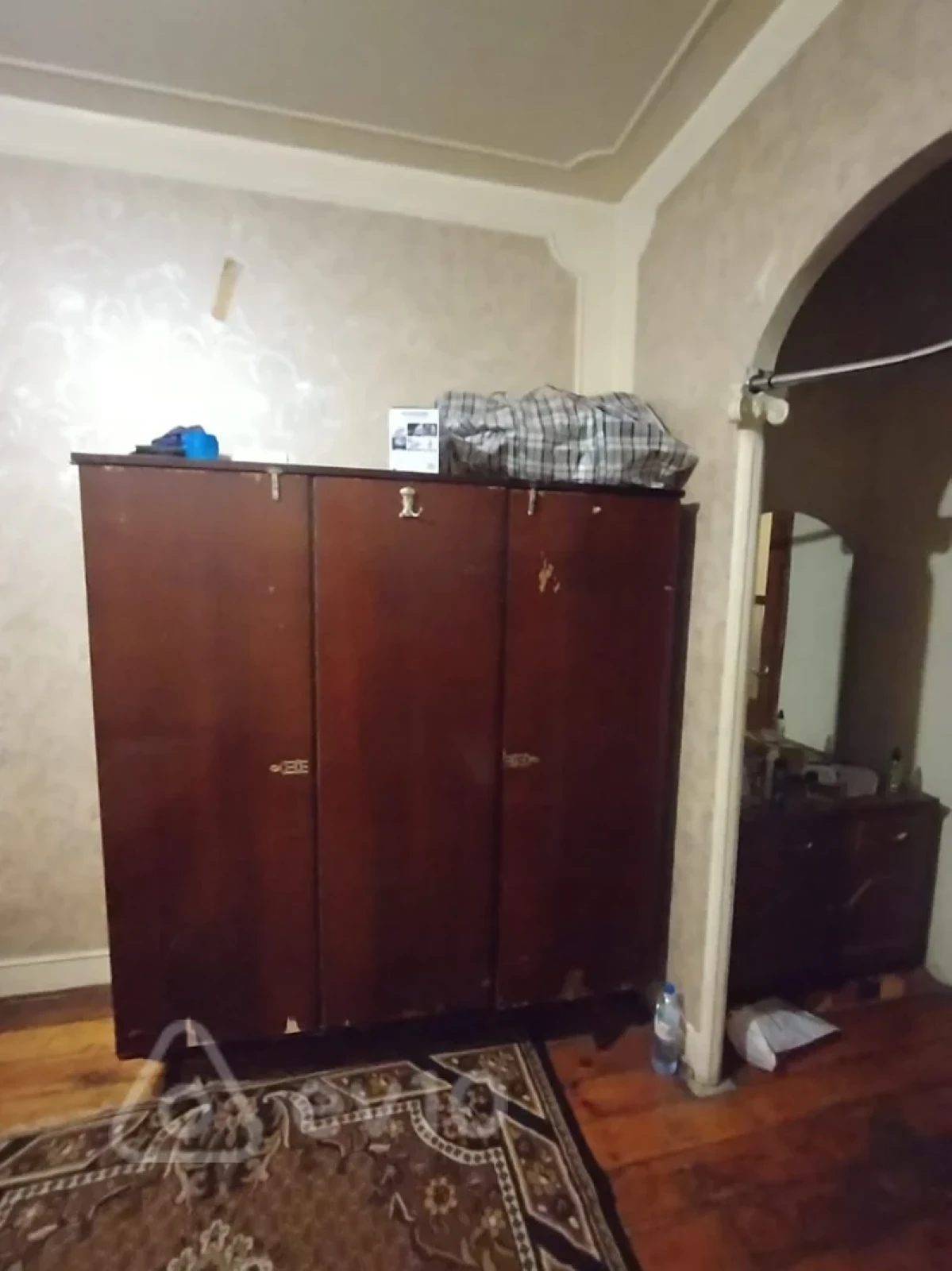 Kirayə verilir 2 otaqlı köhnə tikili 90 m²