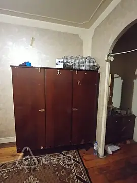 Kirayə verilir 2 otaqlı köhnə tikili 90 m²