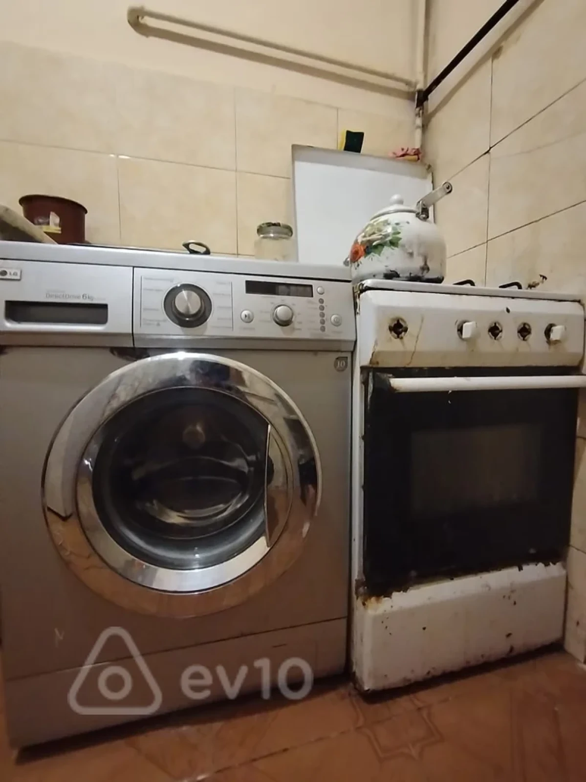 Kirayə verilir 2 otaqlı köhnə tikili 90 m²