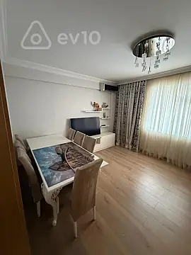 Kirayə verilir 3 otaqlı yeni tikili 130 m²