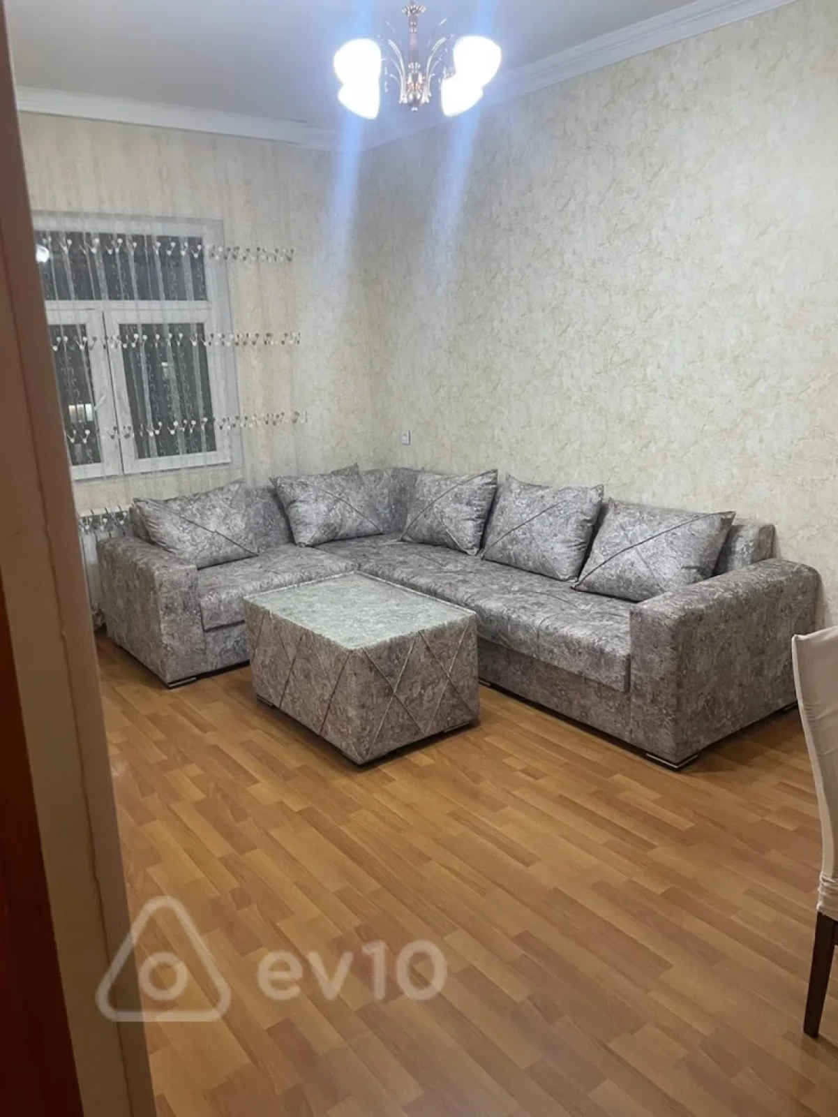 Kirayə verilir 2 otaqlı köhnə tikili 45 m²