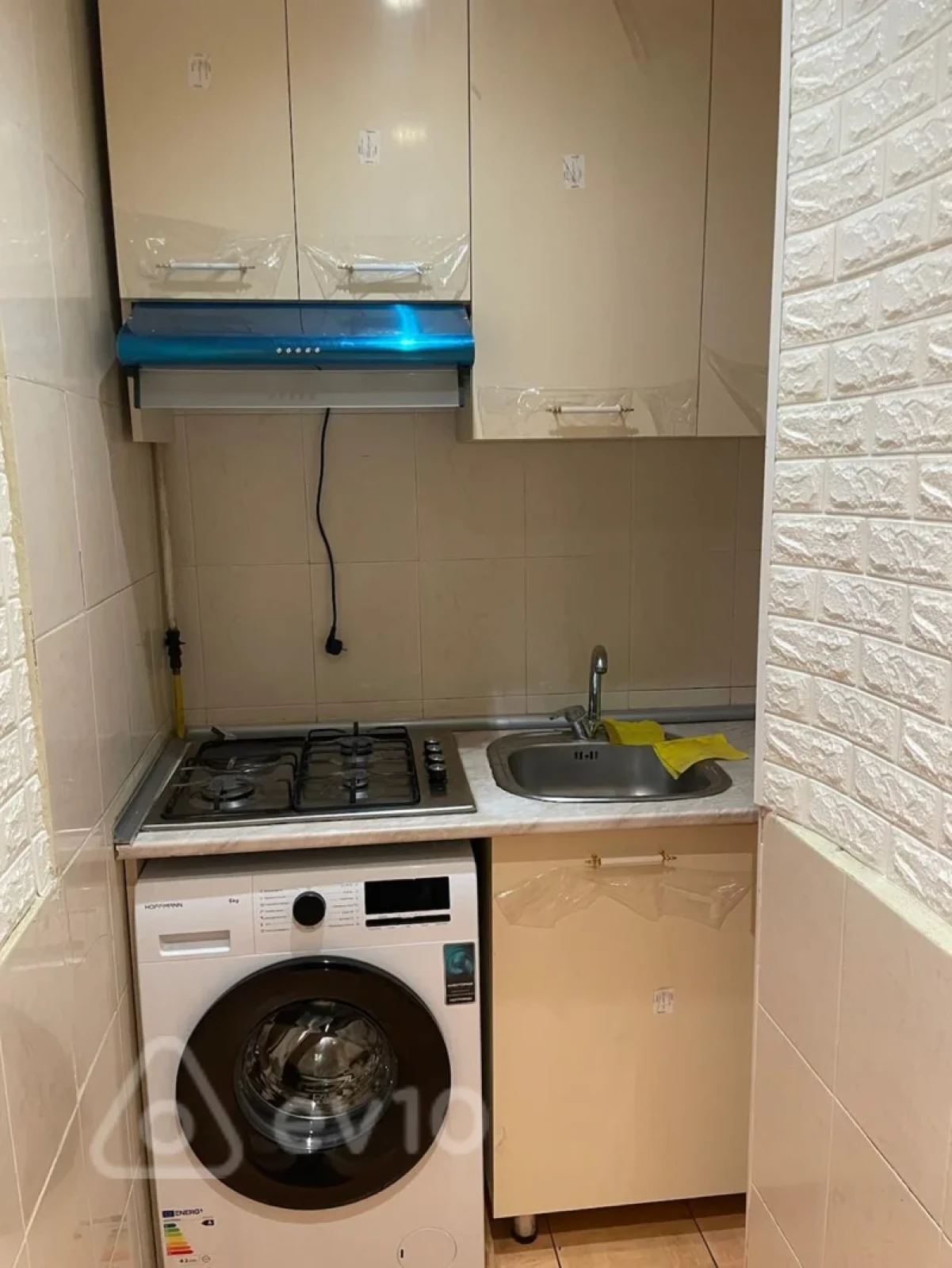 Kirayə verilir 2 otaqlı köhnə tikili 45 m²