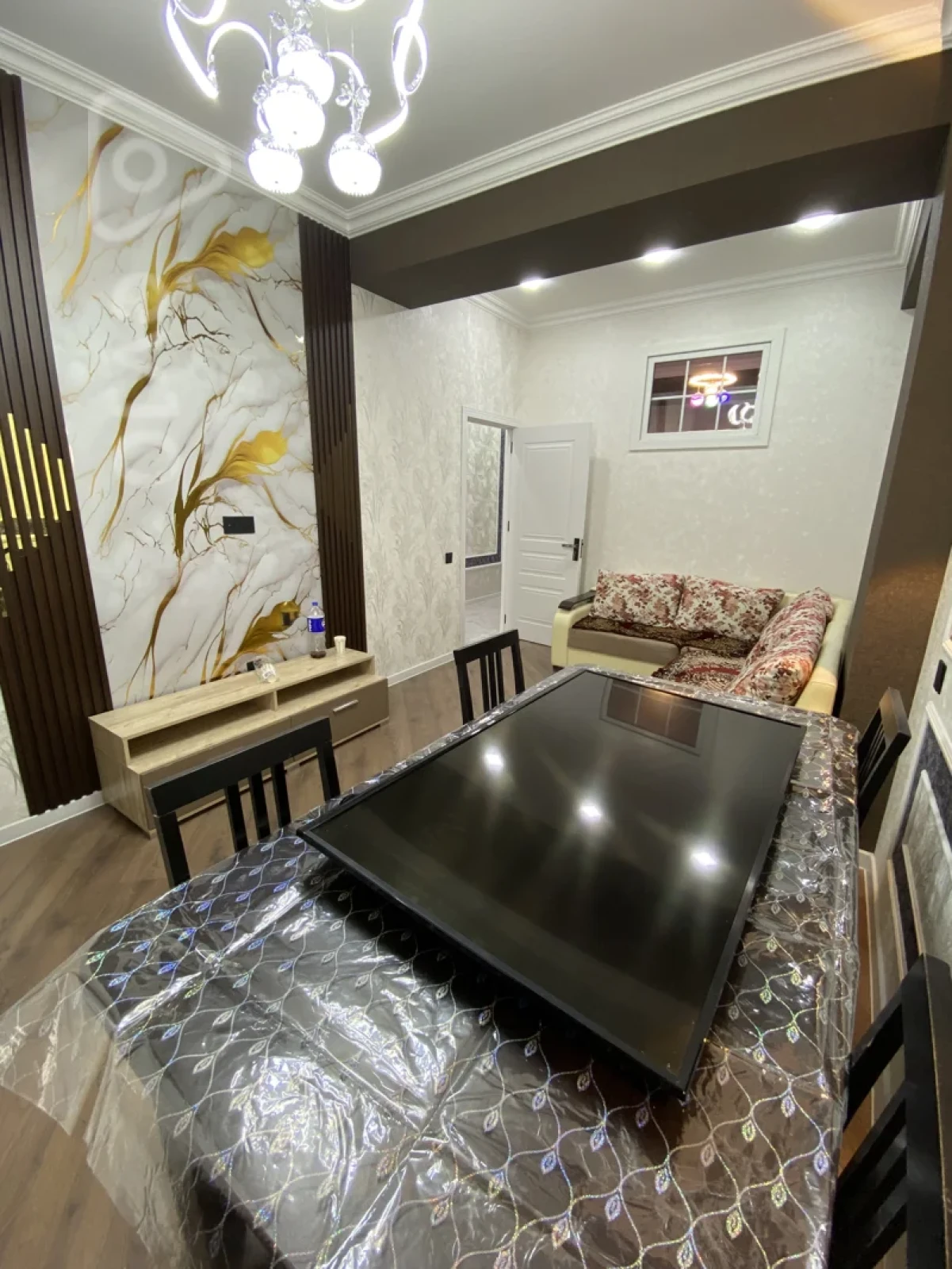 Kirayə verilir 3 otaqlı yeni tikili 70 m²