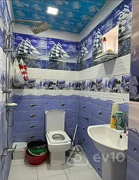 Kirayə verilir 3 otaqlı köhnə tikili 60 m²