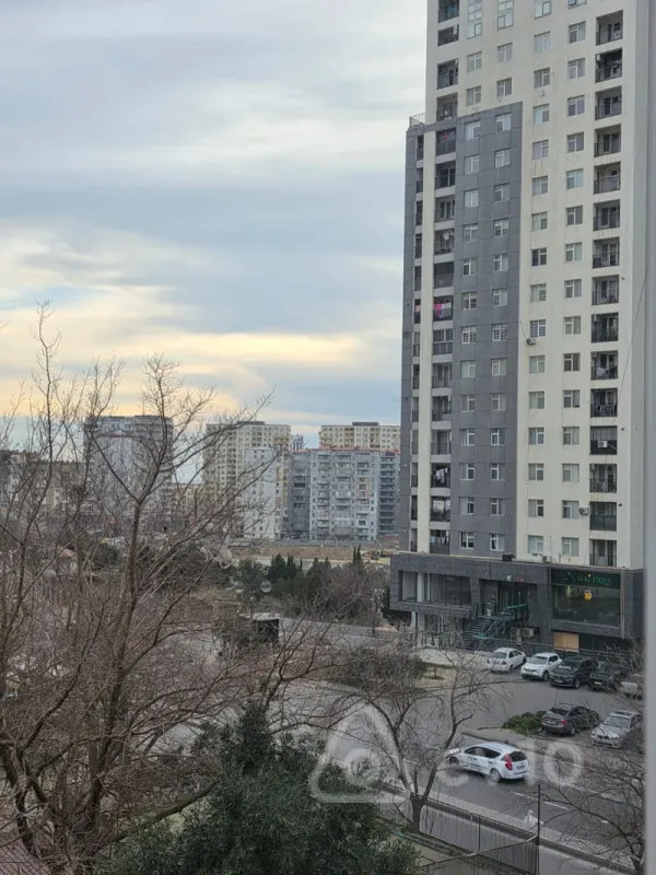 Satılır 2 otaqlı köhnə tikili 40 m²