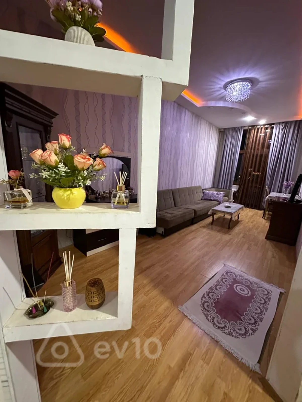 Kirayə verilir 2 otaqlı yeni tikili 70 m²