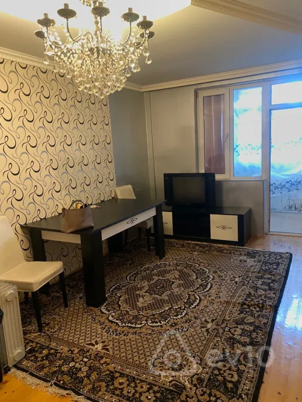 Kirayə verilir 2 otaqlı yeni tikili 70 m²