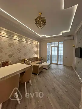 Kirayə verilir 2 otaqlı yeni tikili 55 m²