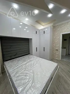 Kirayə verilir 2 otaqlı yeni tikili 55 m²