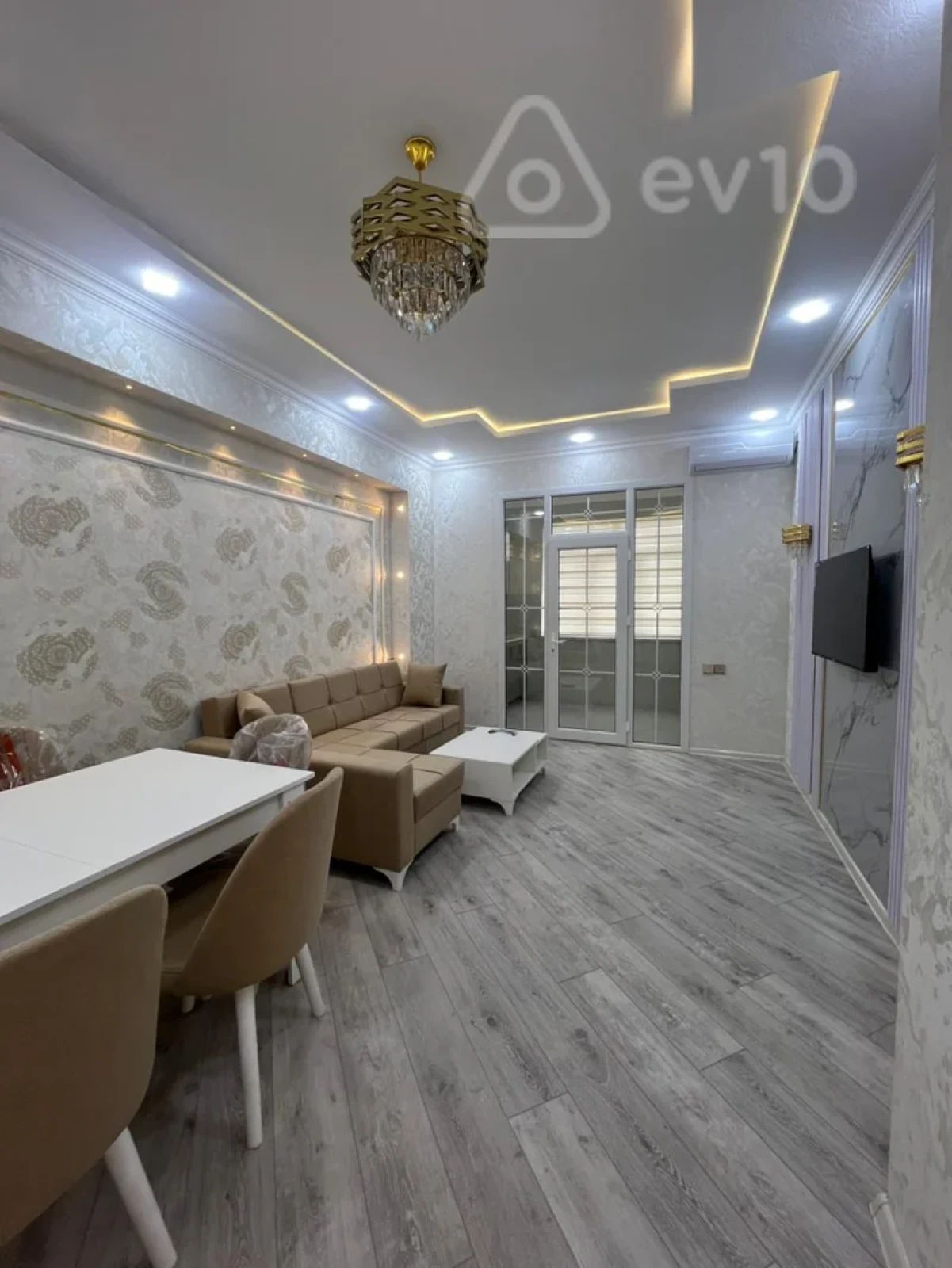 Kirayə verilir 2 otaqlı yeni tikili 55 m²