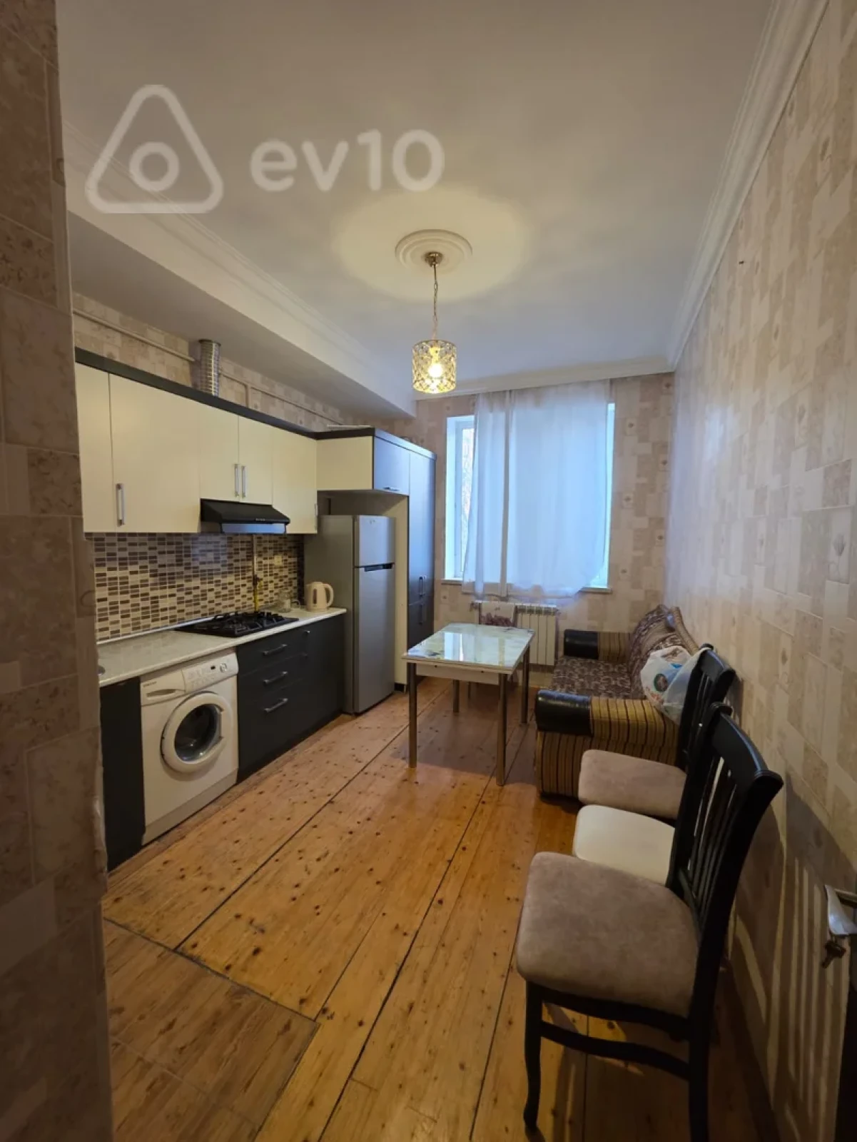 Kirayə verilir 2 otaqlı yeni tikili 70 m²