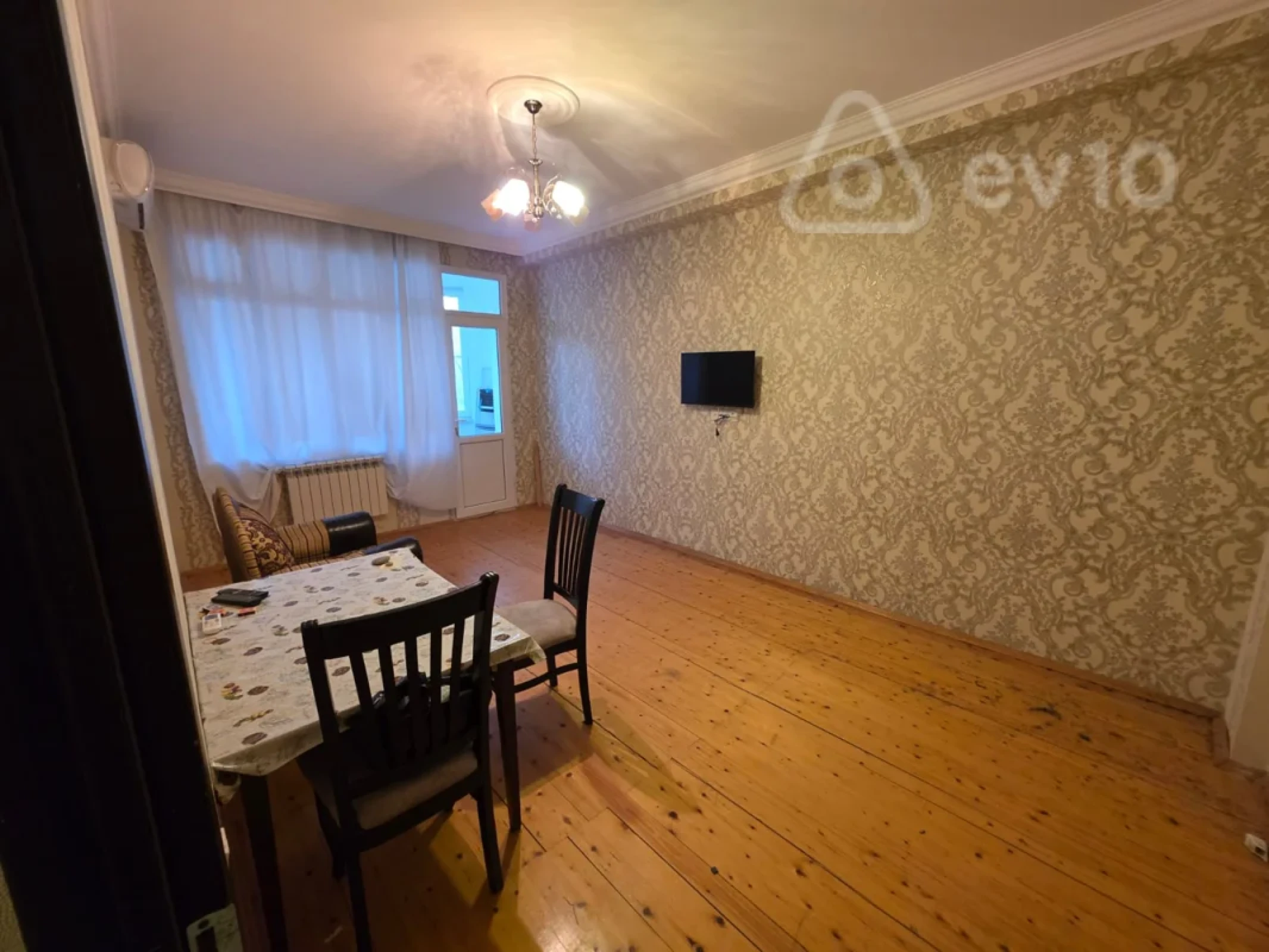 Kirayə verilir 2 otaqlı yeni tikili 70 m²