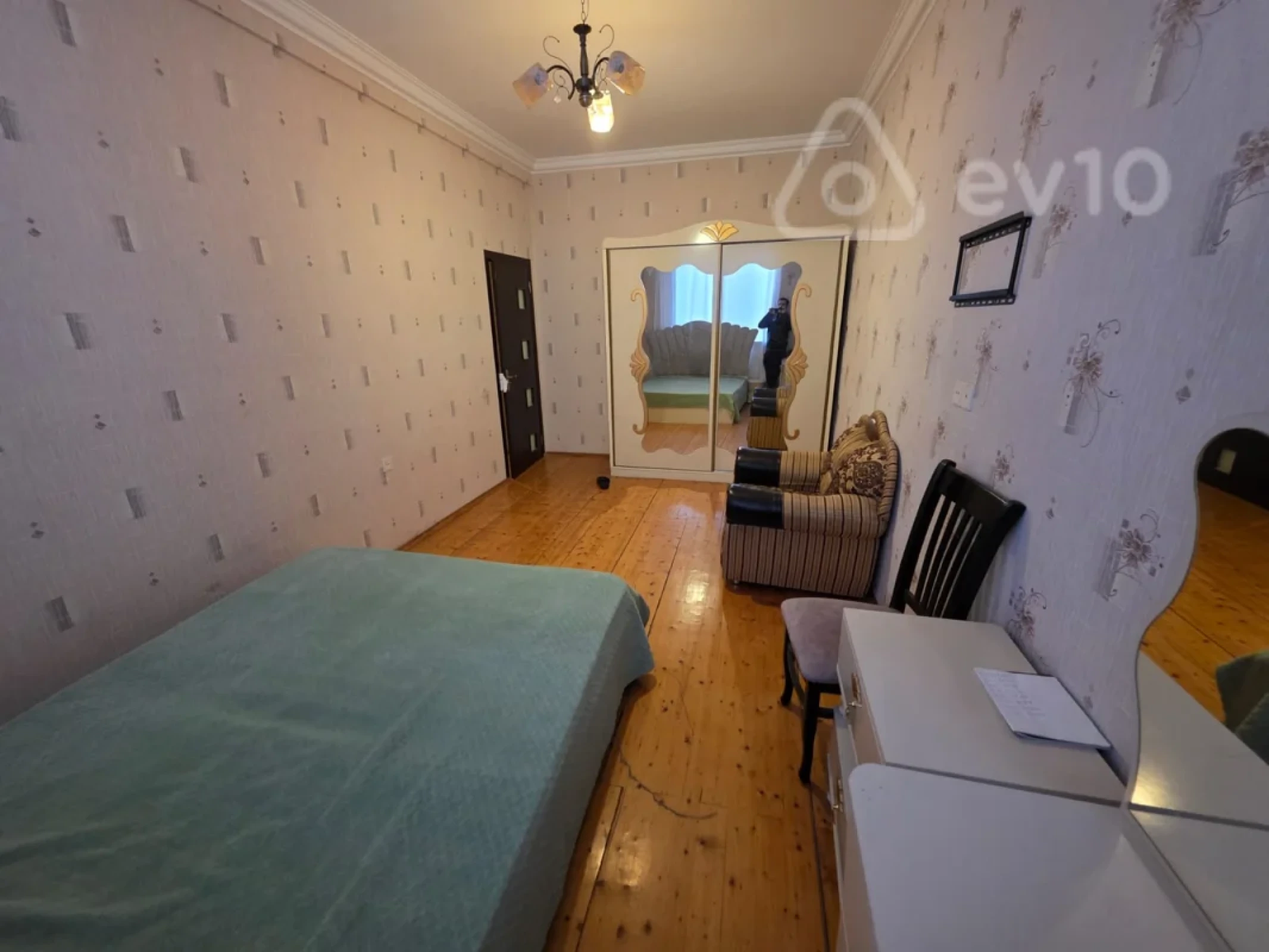 Kirayə verilir 2 otaqlı yeni tikili 70 m²