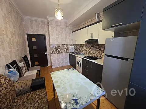 Kirayə verilir 2 otaqlı yeni tikili 70 m²