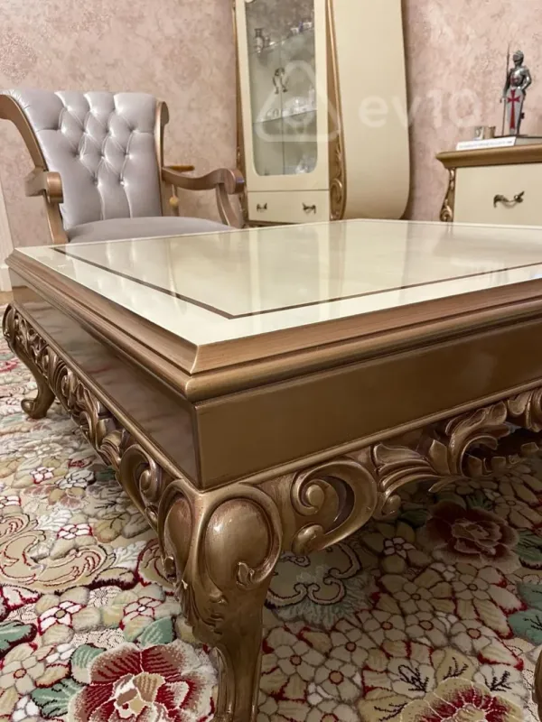 Satılır 3 otaqlı köhnə tikili 100 m²