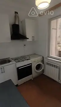 Kirayə verilir 1 otaqlı köhnə tikili 40 m²