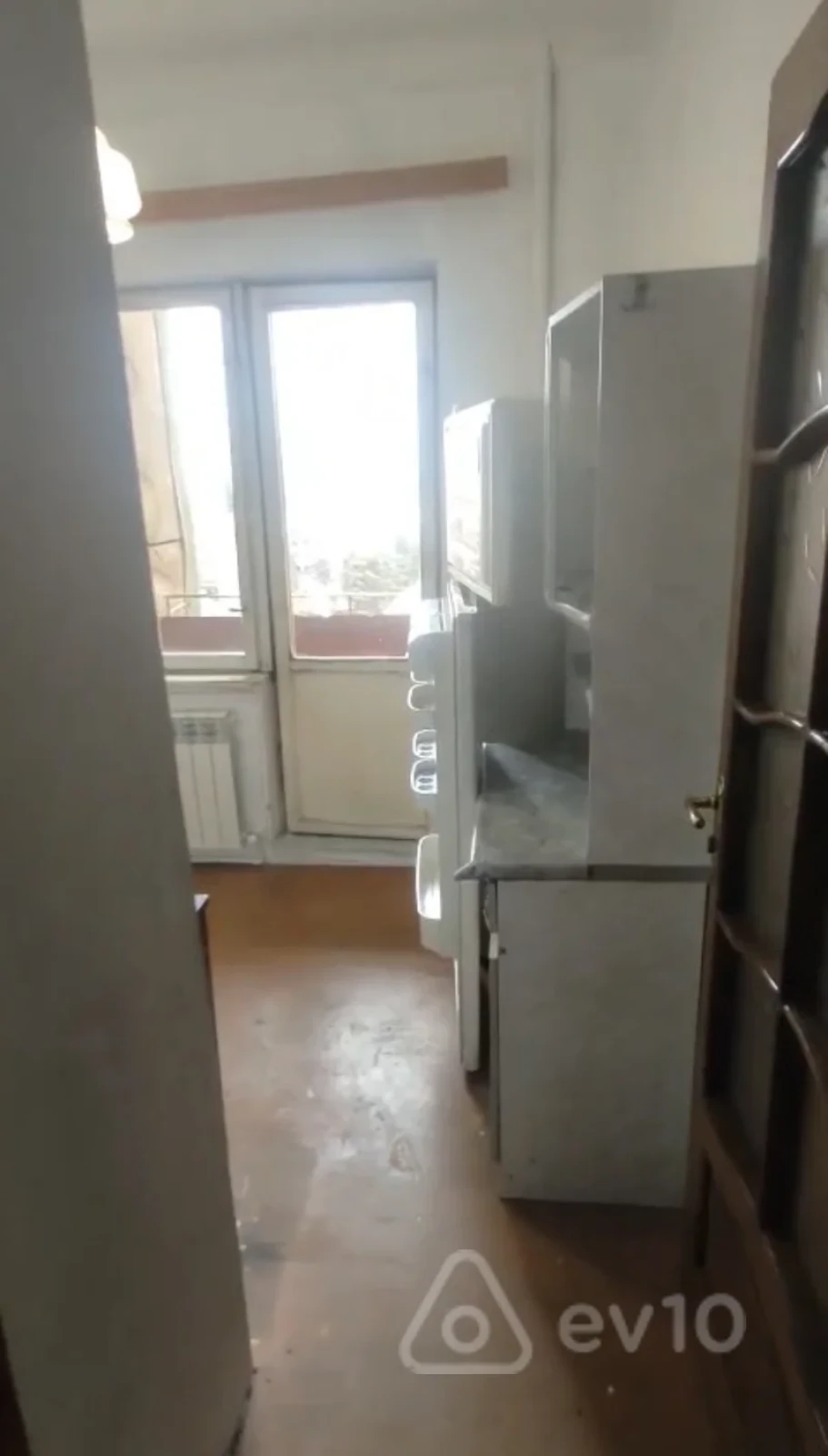 Kirayə verilir 1 otaqlı köhnə tikili 40 m²