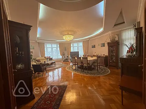 Kirayə verilir 4 otaqlı yeni tikili 200 m² — Bakı, Nəsimi 4 otaq 200.00 m²