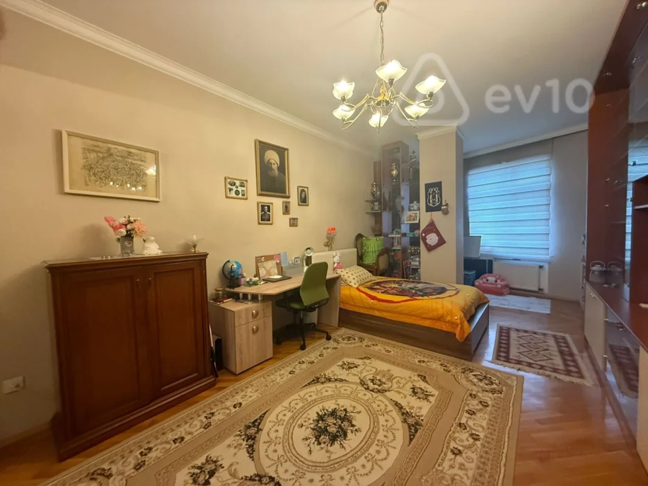 Kirayə verilir 4 otaqlı yeni tikili 200 m²