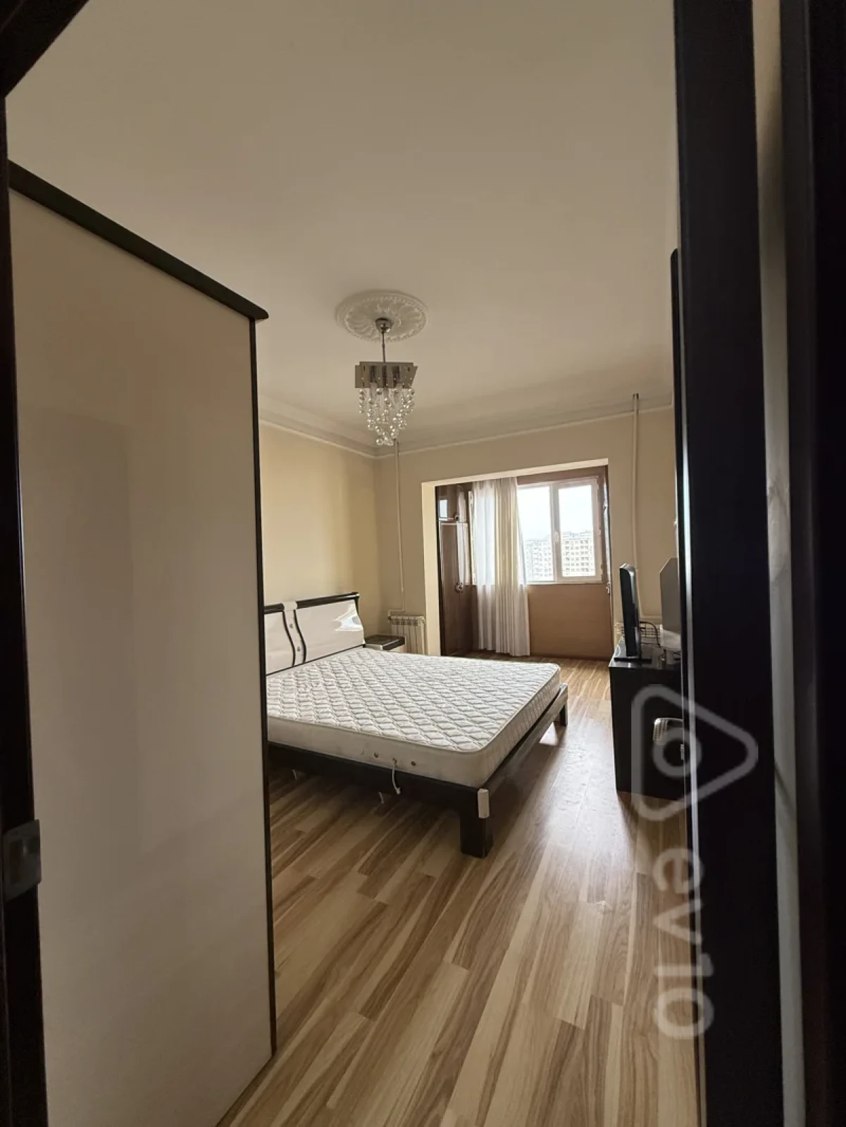 Kirayə verilir 2 otaqlı köhnə tikili 65 m²