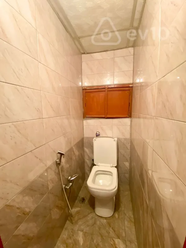 Kirayə verilir 3 otaqlı köhnə tikili 75 m²