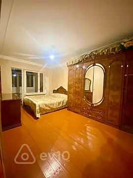 Kirayə verilir 3 otaqlı köhnə tikili 75 m²