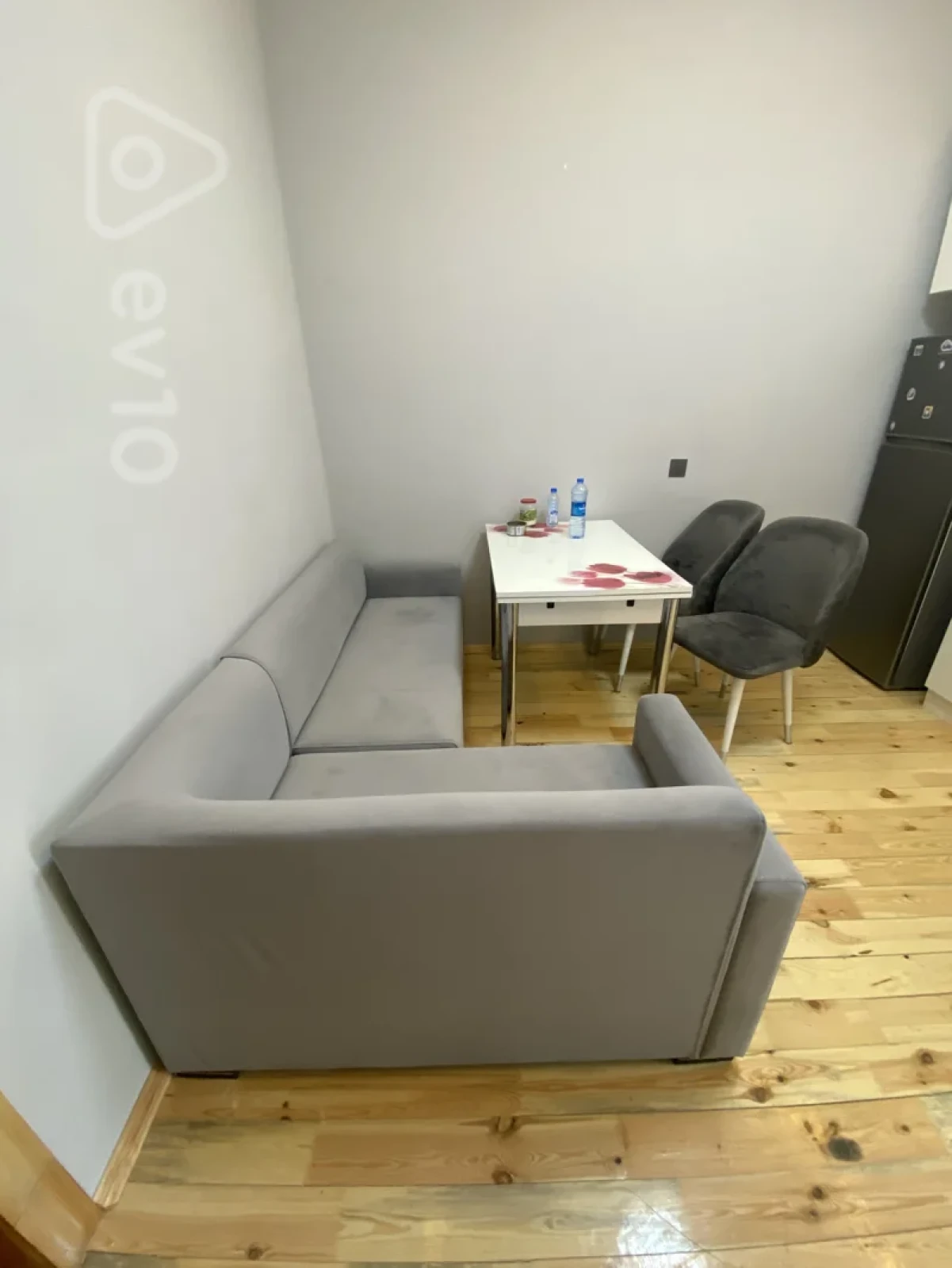 Kirayə verilir 2 otaqlı həyət evi 45 m²