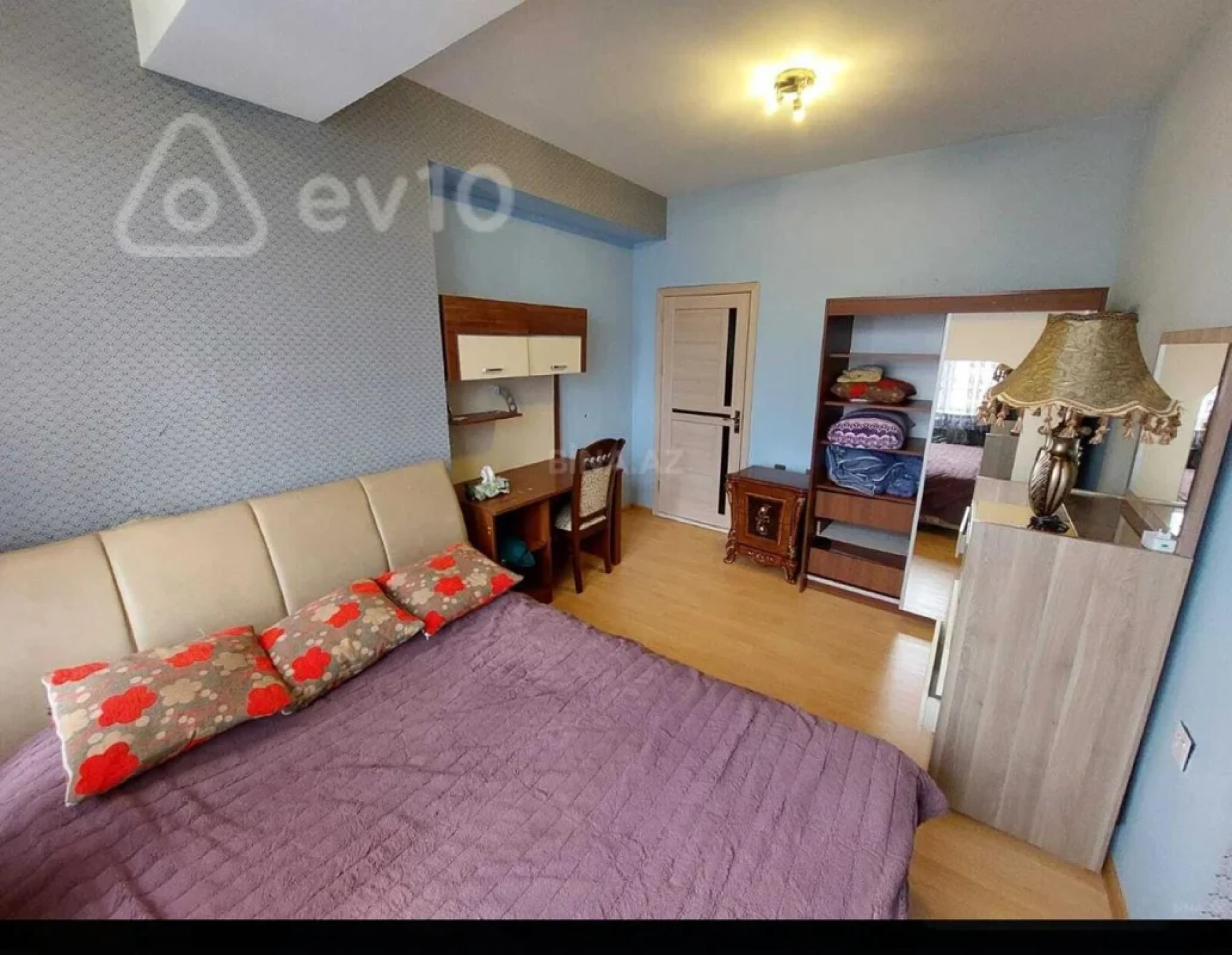 Kirayə verilir 4 otaqlı yeni tikili 156 m²