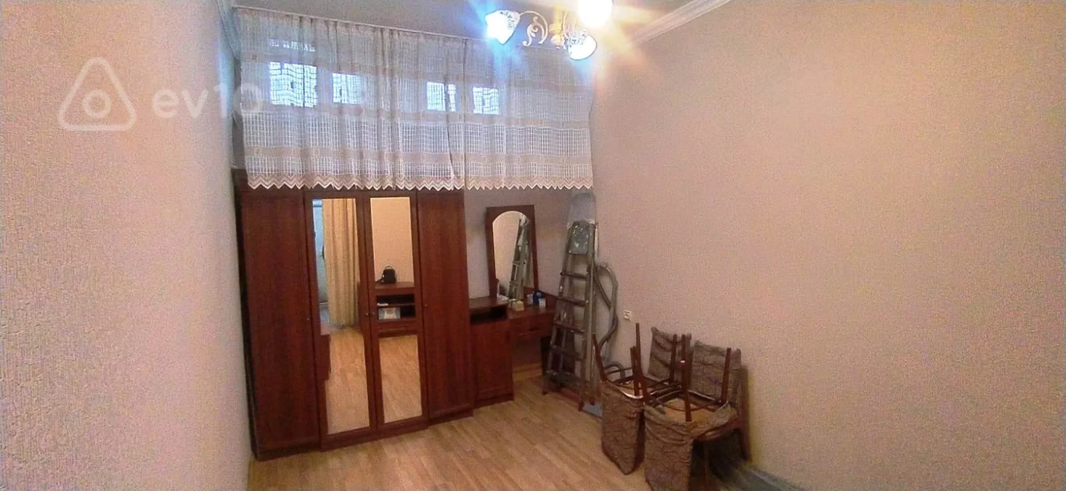 Kirayə verilir 1 otaqlı köhnə tikili 30 m²