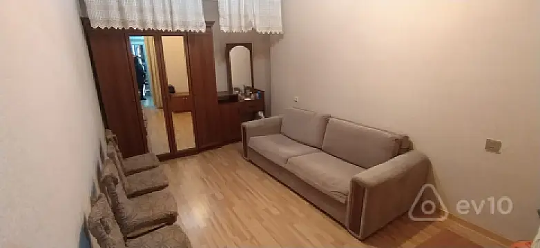 Kirayə verilir 1 otaqlı köhnə tikili 30 m² — Bakı, Nəsimi 1 otaq 30.00 m²