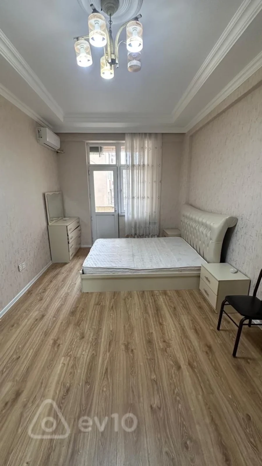 Kirayə verilir 2 otaqlı yeni tikili 45 m²