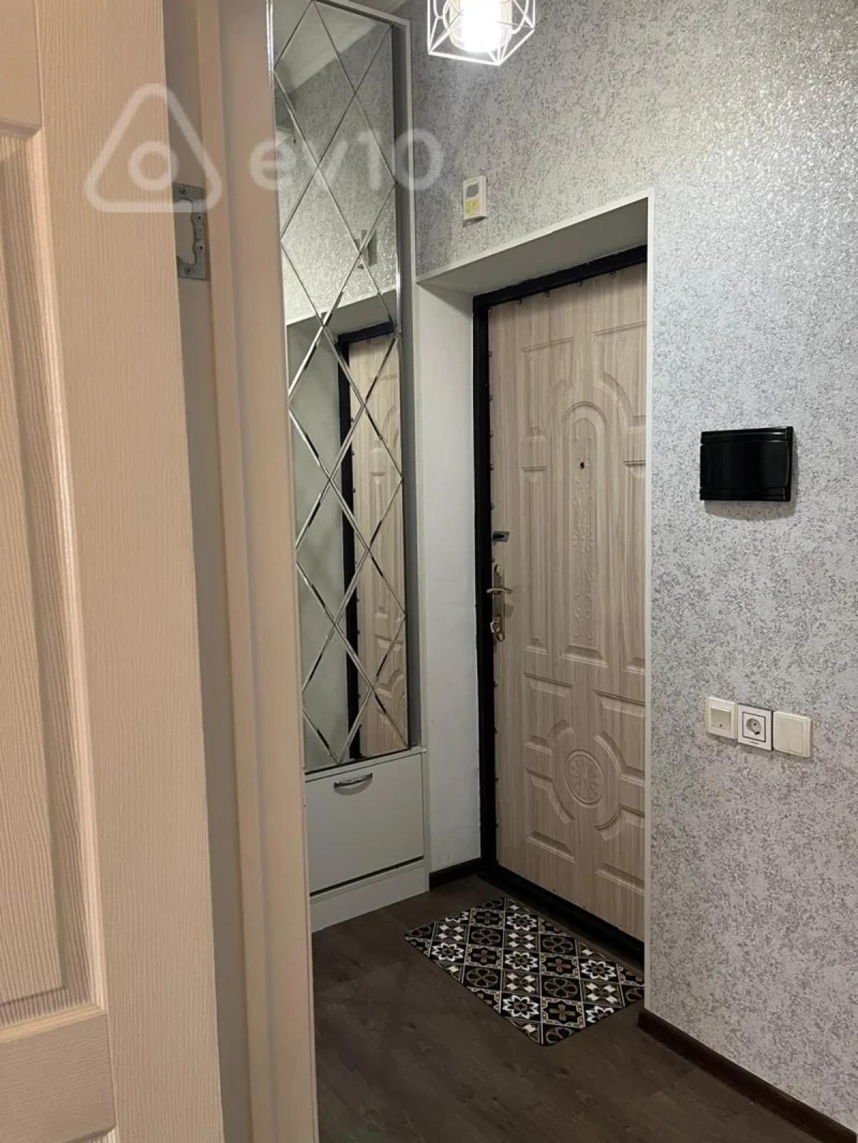 Kirayə verilir 2 otaqlı yeni tikili 40 m²