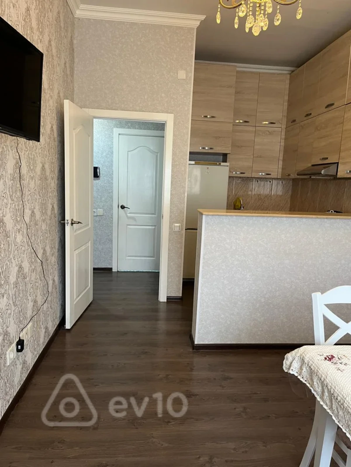 Kirayə verilir 2 otaqlı yeni tikili 40 m²