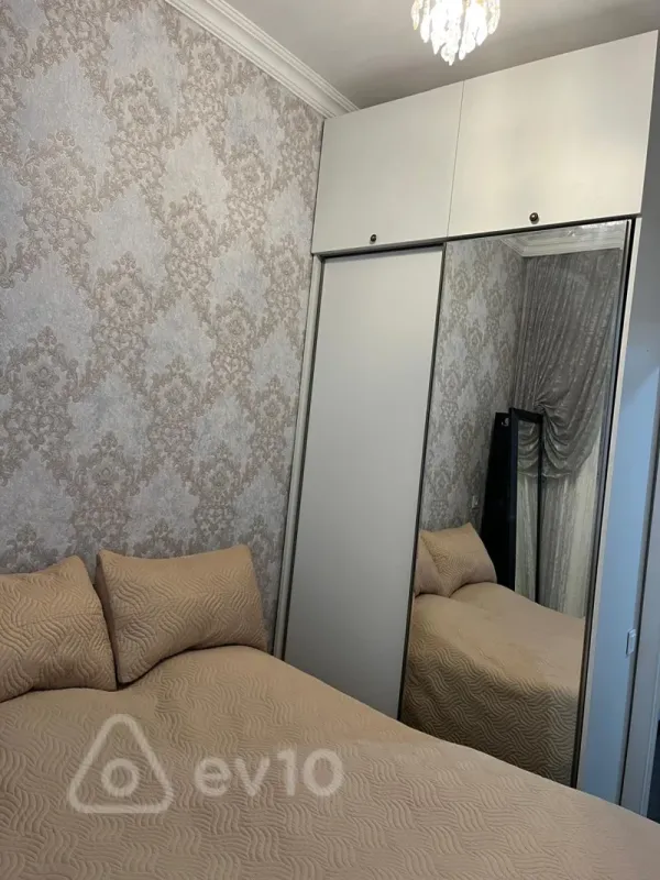 Kirayə verilir 2 otaqlı yeni tikili 40 m²