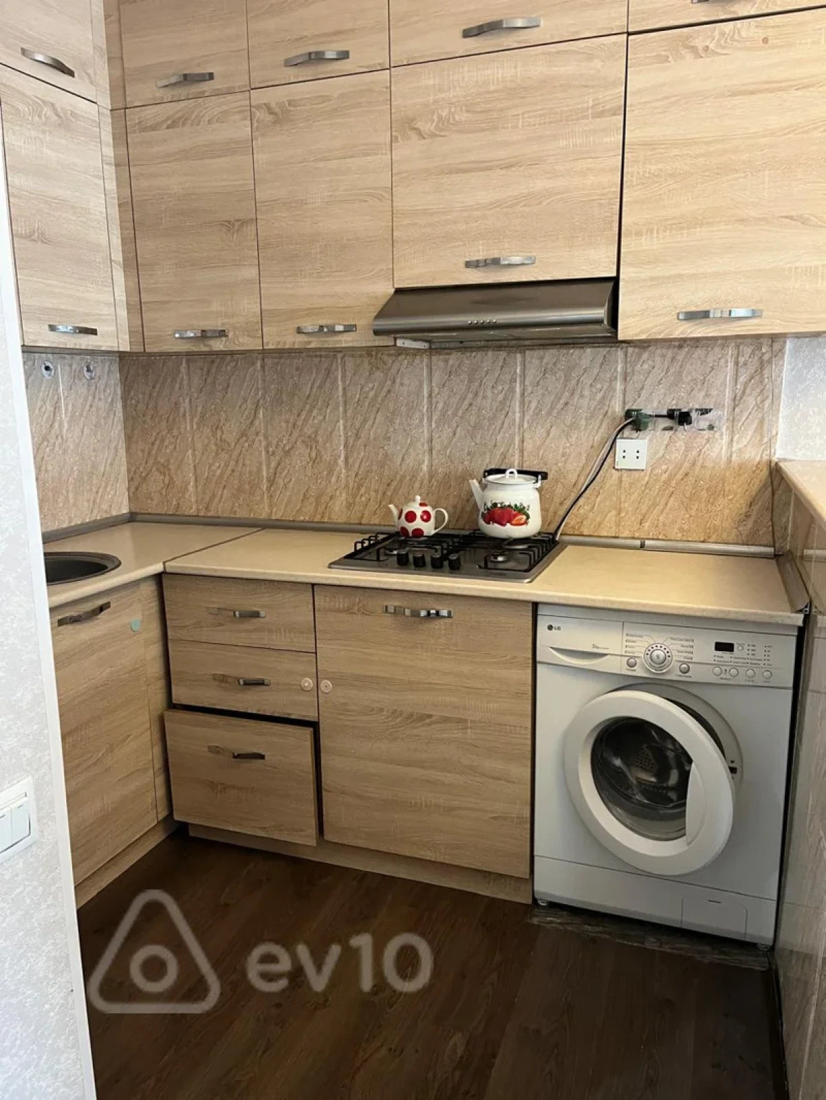 Kirayə verilir 2 otaqlı yeni tikili 40 m²