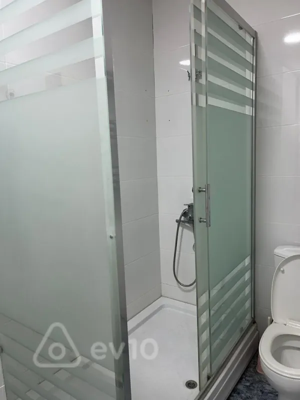 Kirayə verilir 2 otaqlı yeni tikili 40 m²
