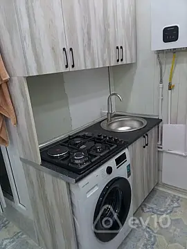 Kirayə verilir 1 otaqlı köhnə tikili 18 m²