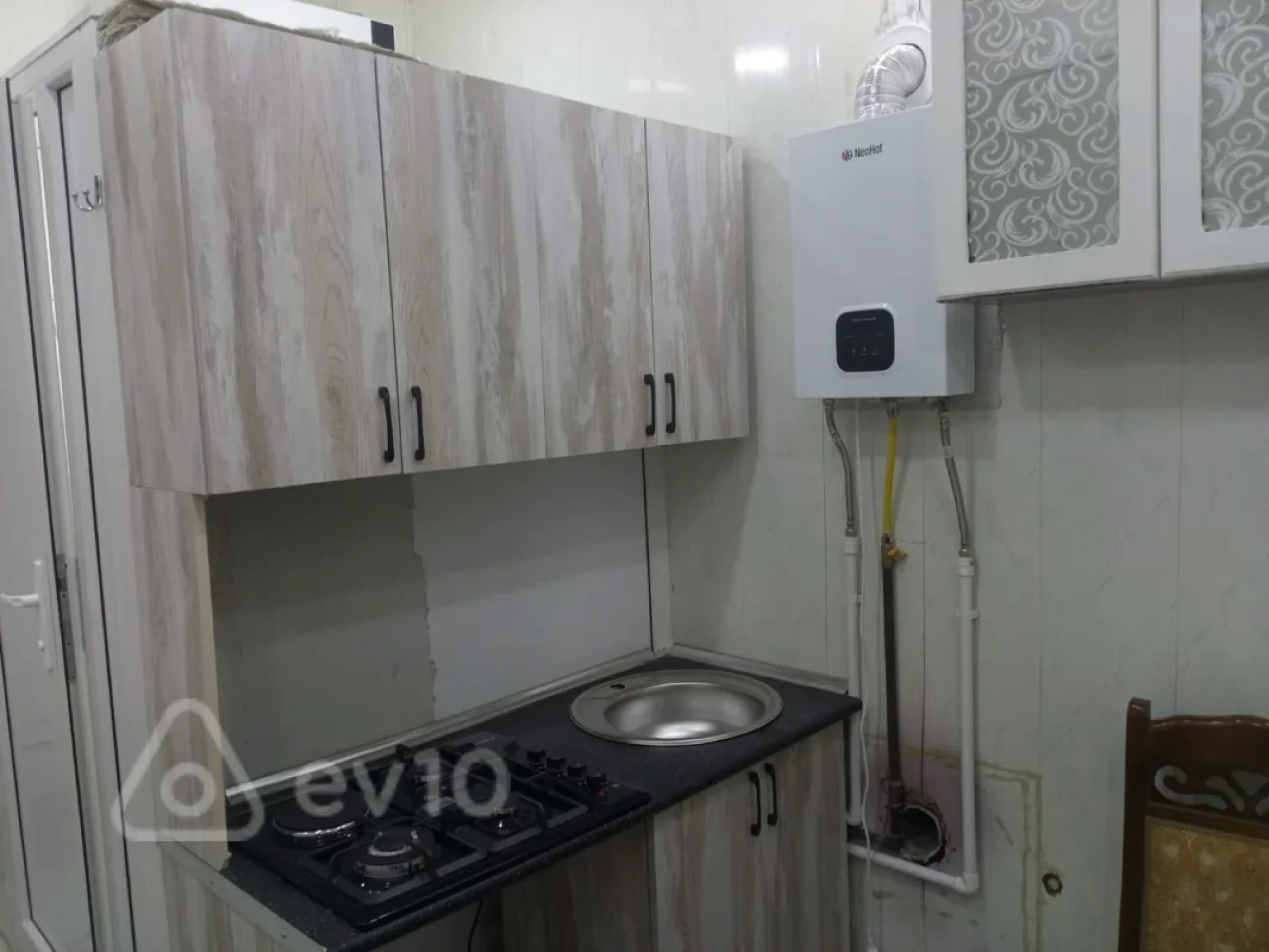 Kirayə verilir 1 otaqlı köhnə tikili 18 m²